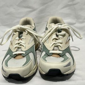 Reebok Athletic Shoes - Green and Cream
